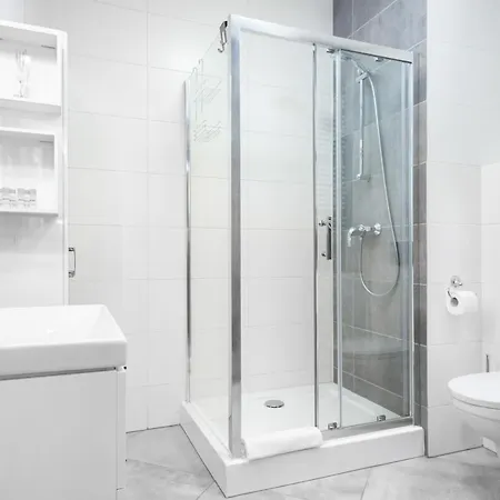 Obozowa By Renters Apartman Varsó